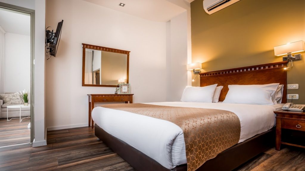 השכרת חדרים לפי שעות בחיפה במלון סאטורי